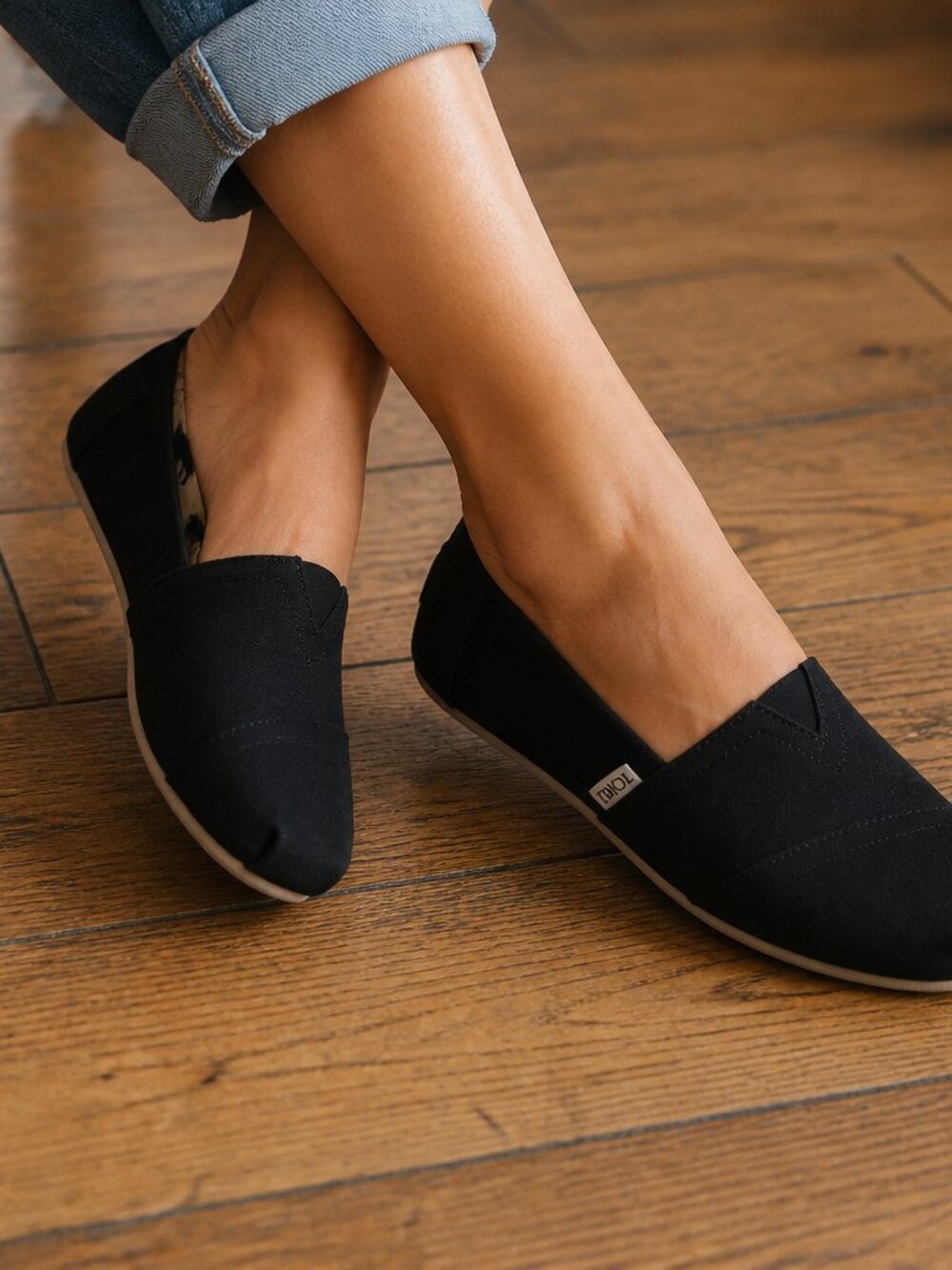 TOMS Alpargata Safari canvas black slip on shoe Size 6